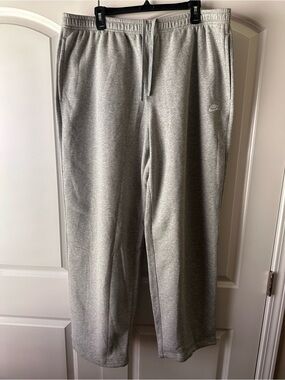 Nike Grey Men's Athletic Sweatpants with Drawstring